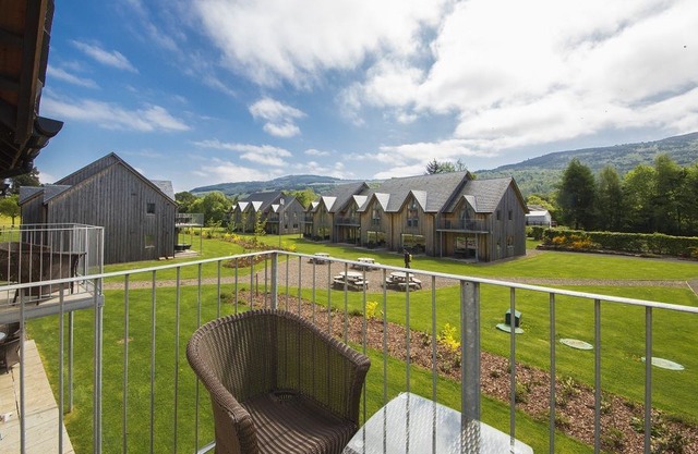 Mains of Taymouth, Kenmore ~ 5* 4 The Gallops - Upstairs property - sleeps 4 guests in 2 bedrooms