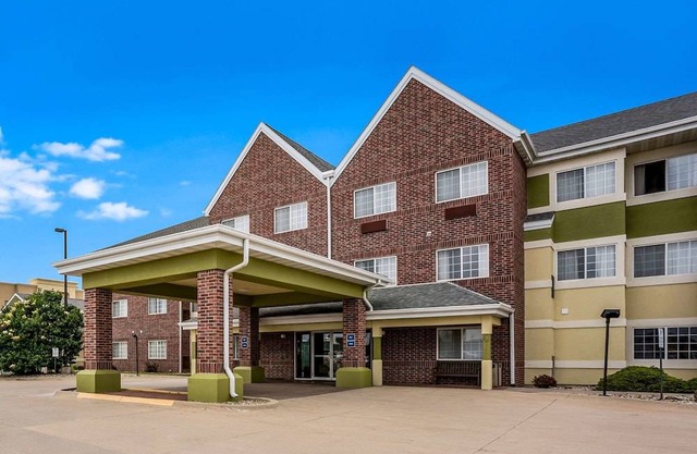 Mainstay Suites Cedar Rapids