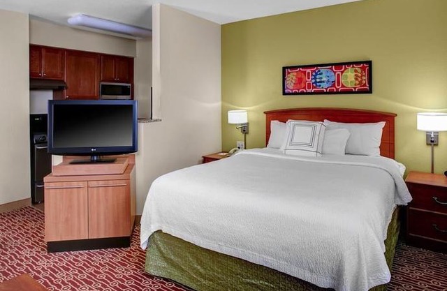 MainStay Suites Columbus Worthington