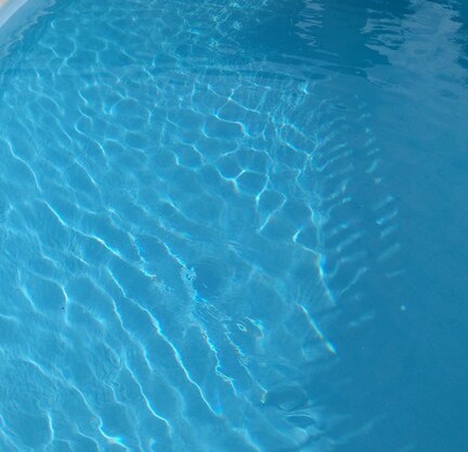 Maison Bleue - with heated pool