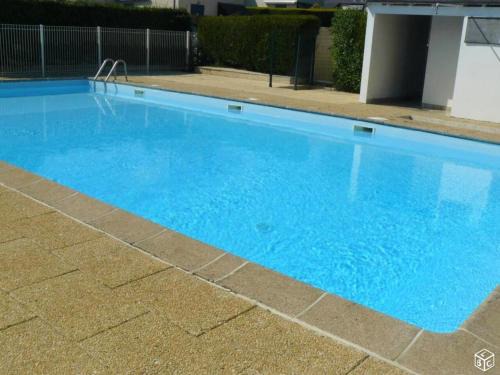 Maison charmante a Clohars Carnoet avec piscine partagee