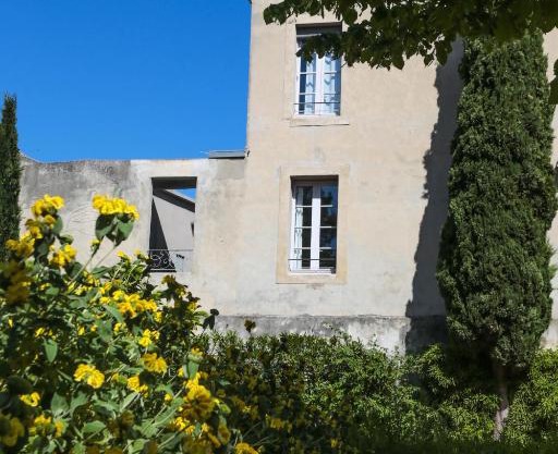 Maison Cote Square- Maison- Appartements- Suites