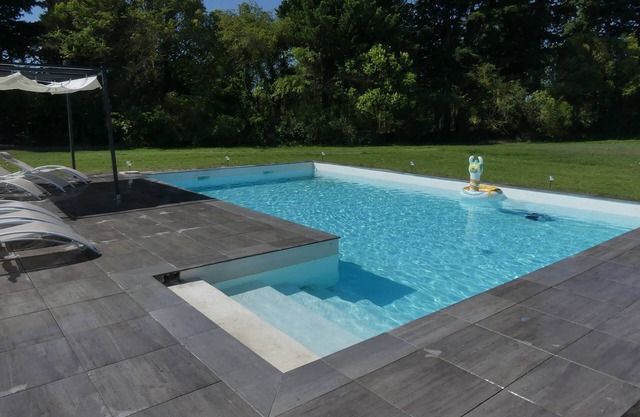 Maison de 300m2 Piscine, Salle de Sport et Salle de Cinéma aux Portes du Lubéron