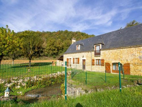 Gîte Borrèze Pièces Personnes 