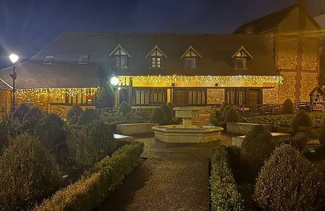 Maison en Plein Centre Ville Avec Grande Cheminée