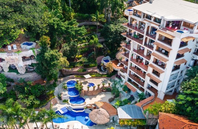 Majestic 2-BR Villa w/Outdoor Patio and Ocean & Garden Views at Luxury Resort