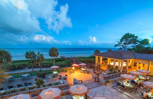 Majestic Beachside Home with Private Pool & Spa, Sleeps 20