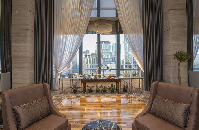 Makati Diamond Residences