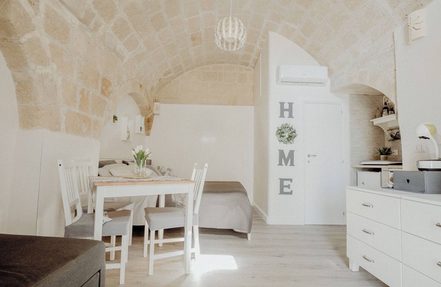MaLì Room - Studio Apartment, Sleeps 3