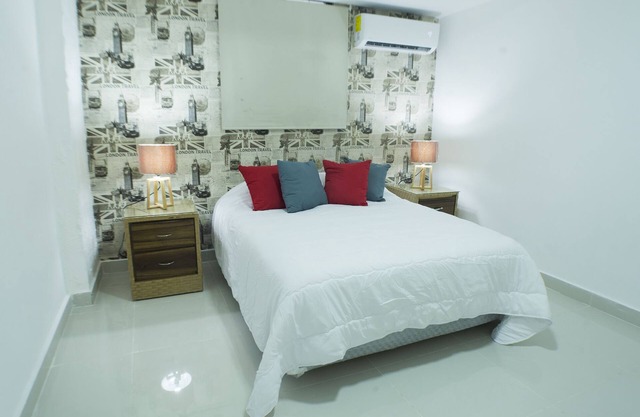 MALECON PREMIUM ROOMS & HOTEL