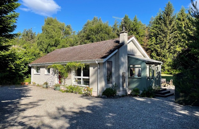 Mallard - sleeps 6 guests in 3 bedrooms