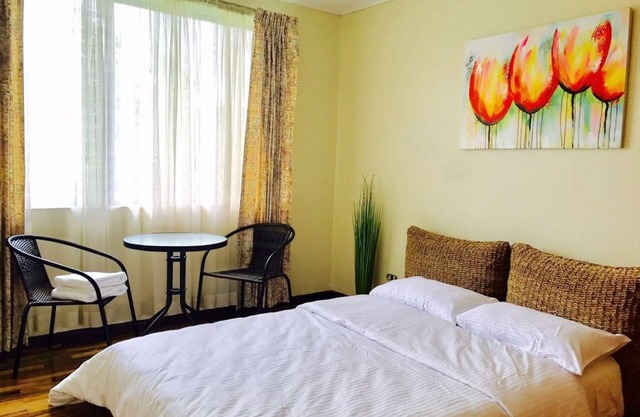 Mango Boulevard Hotel