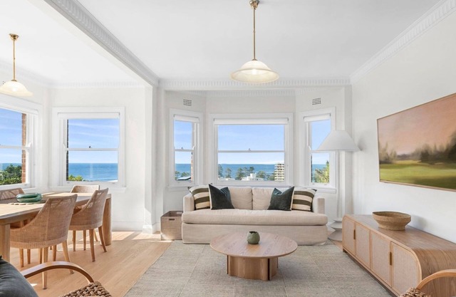 Manly Hilltop | Accommodation in Sydney with Ocean Views