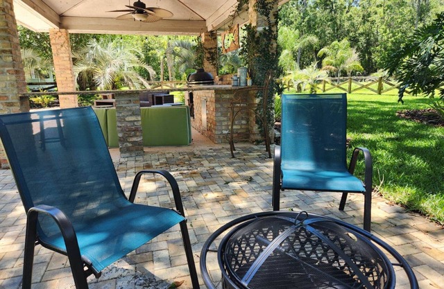 Mansion on 20 Acres - Perfect for a Family Vacation