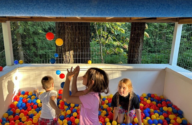 MapleRockResorts presidents GAME WORLD