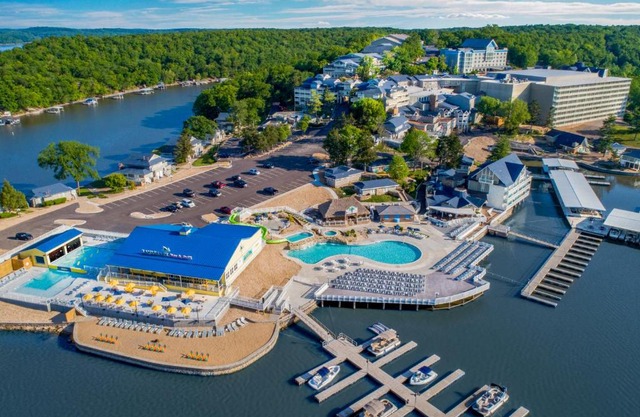 Margaritaville Lake Resort Lake of the Ozarks