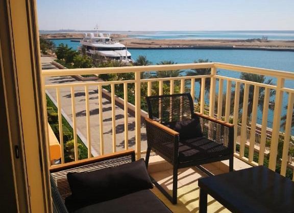 Marina Direct Sea View