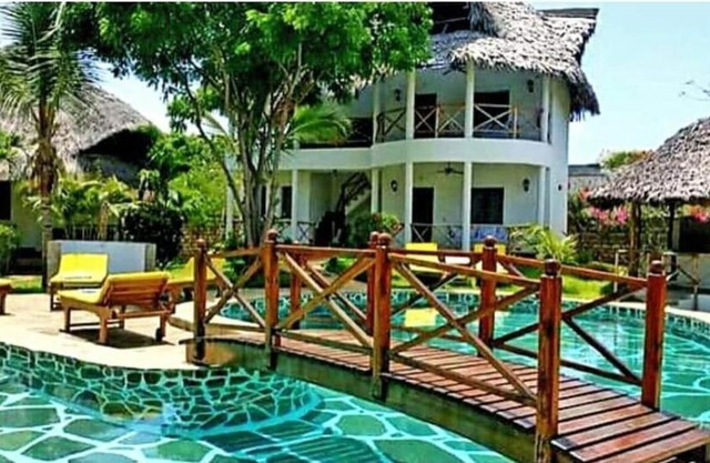 Marine Holiday House