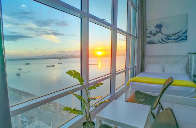 Maritime Suites by Comfy