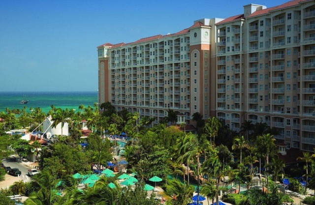 Marriott Aruba Surf Club