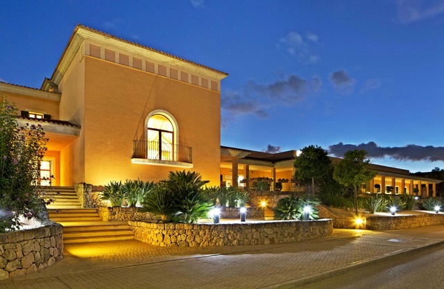 Marriott’s Club Son Antem
