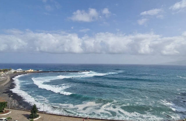 Martianez Beach Apartment 802, Sea Front&WIFI