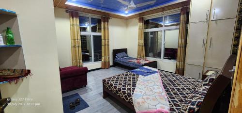 Mashal Palace