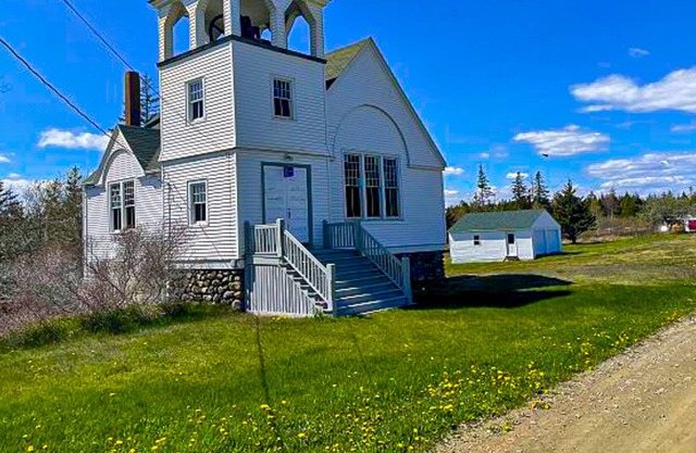 Matinicus Island Apartment Near the Ferry Dock & Harbor - Walk Everywhere!