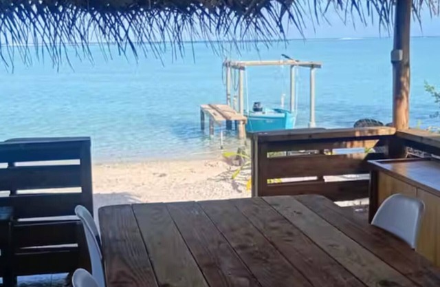 MAUPITI- FARE MOTU MAUPITI