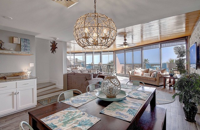 Mayan Princess 314 | Panoramic Ocean-Pool Views