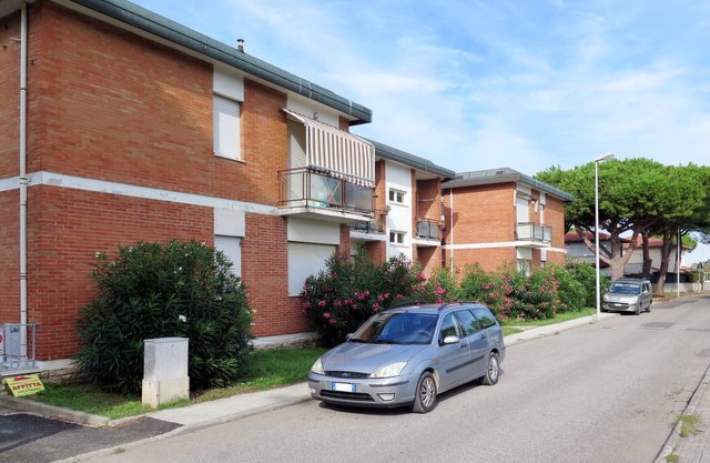 Mazzanta Apartment, Sleeps 5