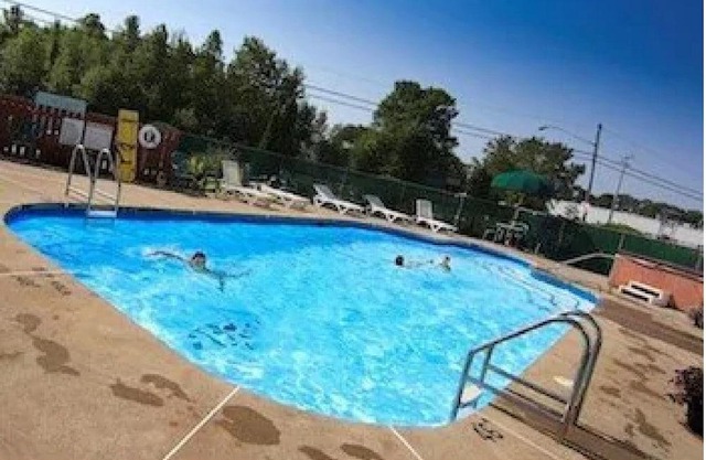McIntosh Country Inn & Conference Centre in Canada