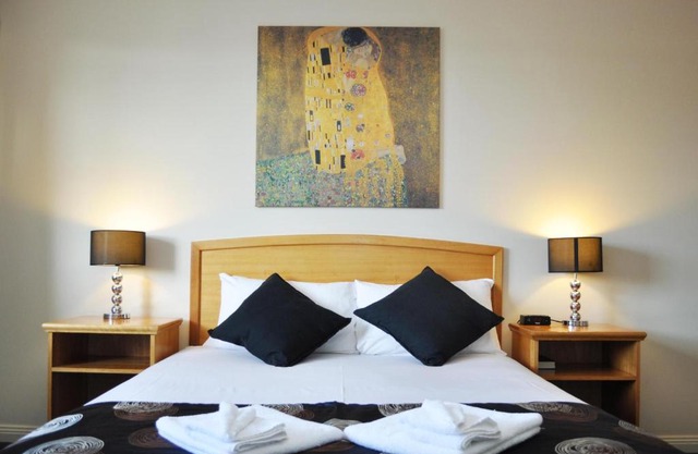 Meadowbrook Hotel Brisbane