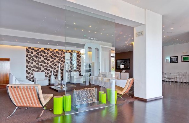 Mediterranea Hotel & Convention Center