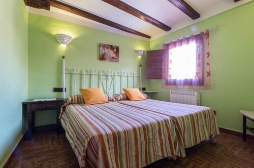 Melihah hotel-apartments (Melihah apartment) for 4 people