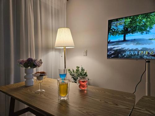 Meomureuda 2호선 서울대입구역 최대6인,샤로수길,홍대,강남,잠실 30분