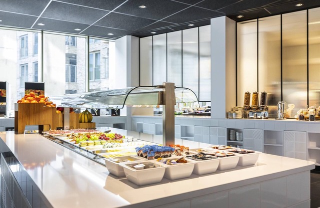 Mercure Amsterdam North Station