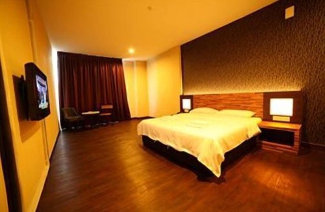 Merlin Hotel
