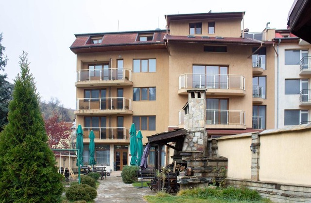 Meteor Family Hotel