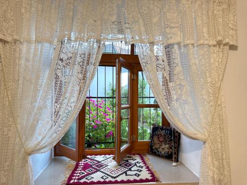 Mezini Guest House