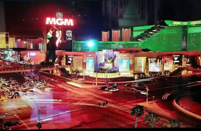 MGM Signature Balcony Suite 5805 NO RESORT FEE