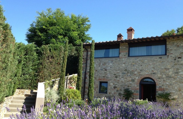 Mhateria Relais offers a seasonal outdoor pool
