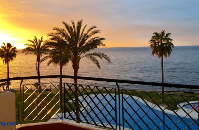 MI Capricho A15 Beachfront Apartment
