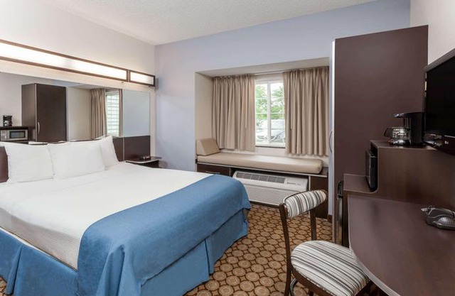 Microtel Inn and Suites Elkhart