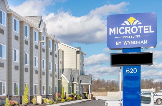Microtel Inn & Suites by Wyndham Cadiz