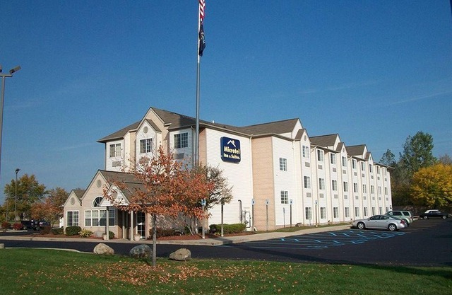 Microtel Inn & Suites by Wyndham Detroit Roseville