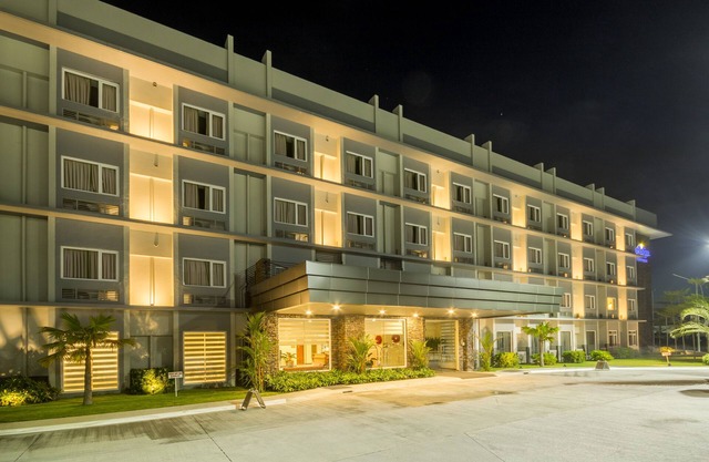 Microtel Inn & Suites by Wyndham San Fernando