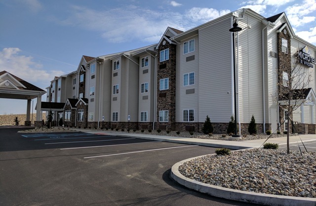 Microtel Inn & Suites by Wyndham Clarion