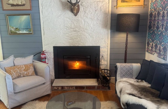 Mid-Century Manor by the Sea