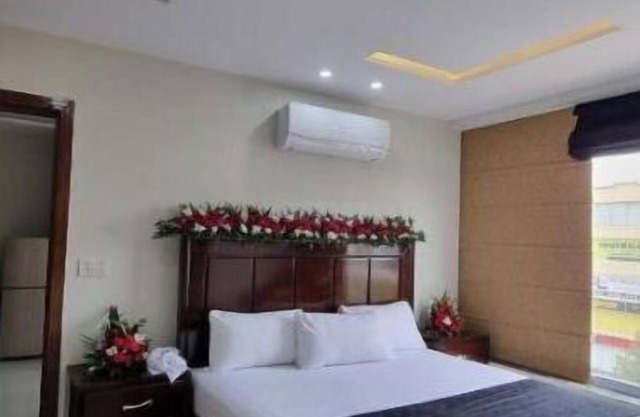 MIDWAY HOTEL & RESIDENCY - 1BR Deluxe Apartment Unit B